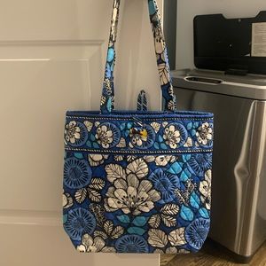 Vera Bradley Tote